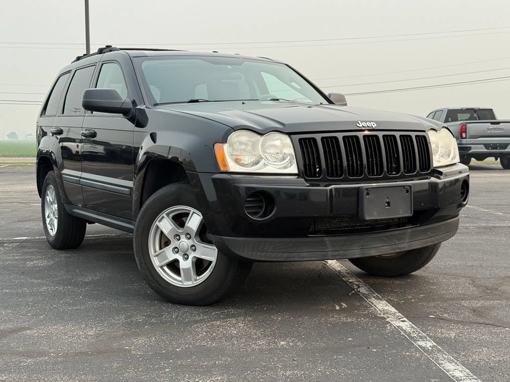Used 2007 Jeep Grand Cherokee Laredo with VIN 1J8GR48K57C659100 for sale in Defiance, OH