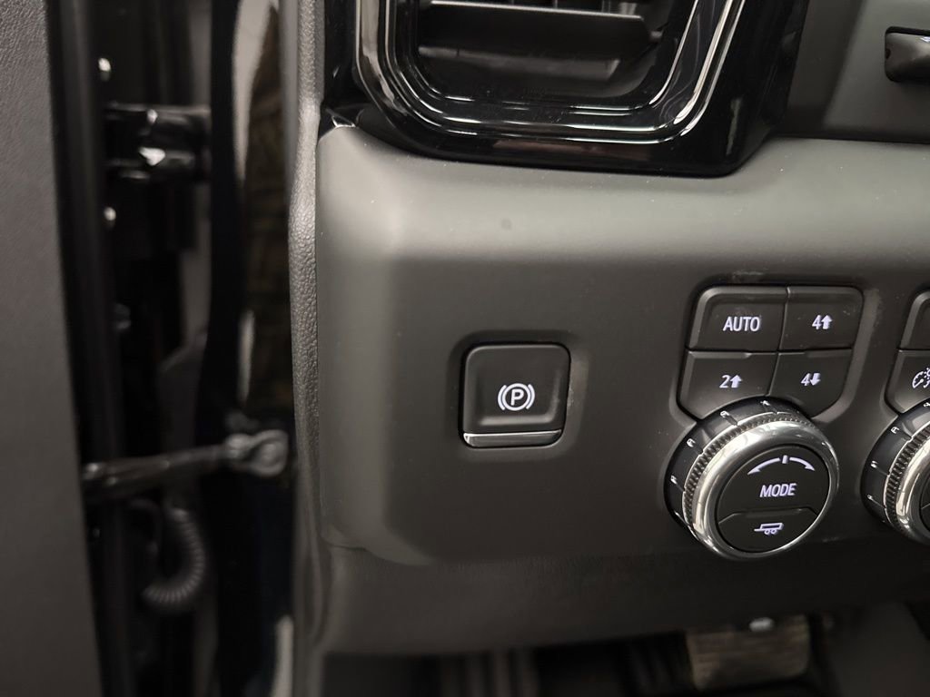 2026 GMC Sierra 2500HD AT4X - Photo 27