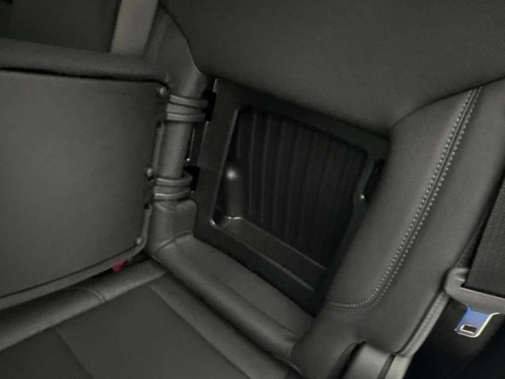 2026 GMC Sierra 1500 SLT - Photo 57