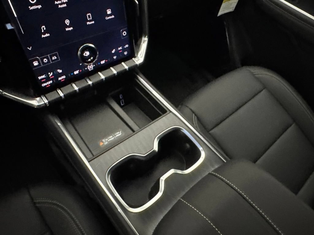 2026 GMC Acadia Elevation - Photo 19
