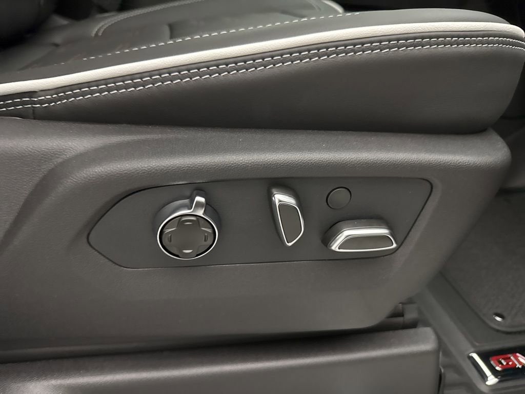 2026 GMC Sierra 2500HD AT4X - Photo 69