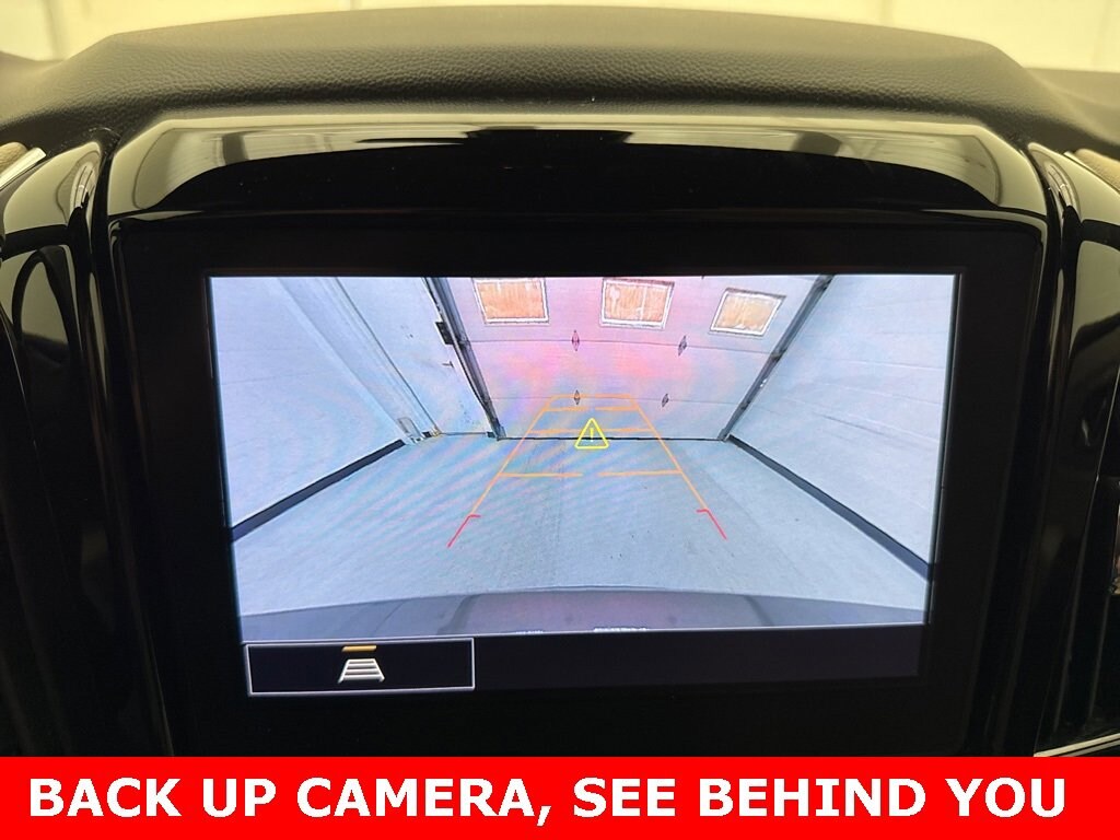 Used 2022 Chevrolet Traverse LT Cloth SUV