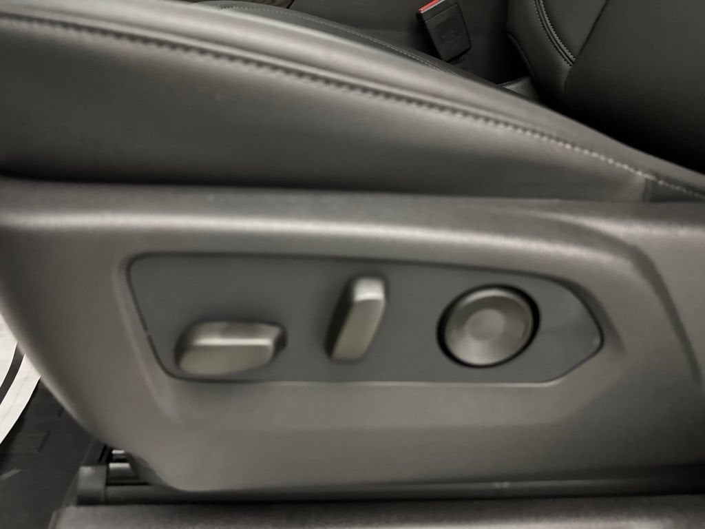 2026 GMC Sierra 1500 SLT - Photo 21