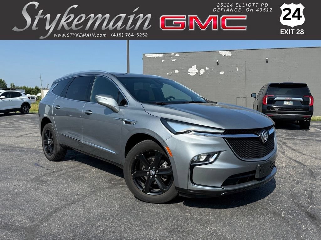 2024 Buick Enclave Essence AWD's photo