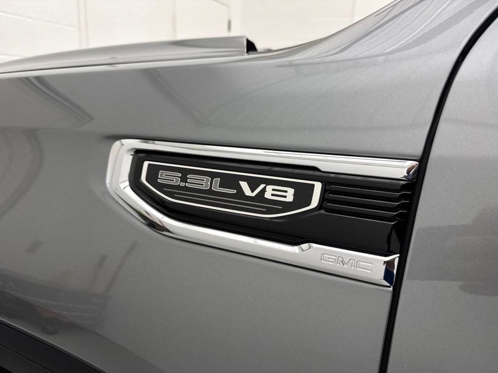 2026 GMC Sierra 1500 SLT - Photo 12
