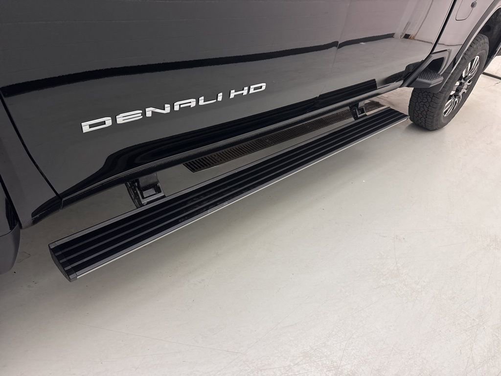 2026 GMC Sierra 2500HD Denali Ultimate - Photo 14
