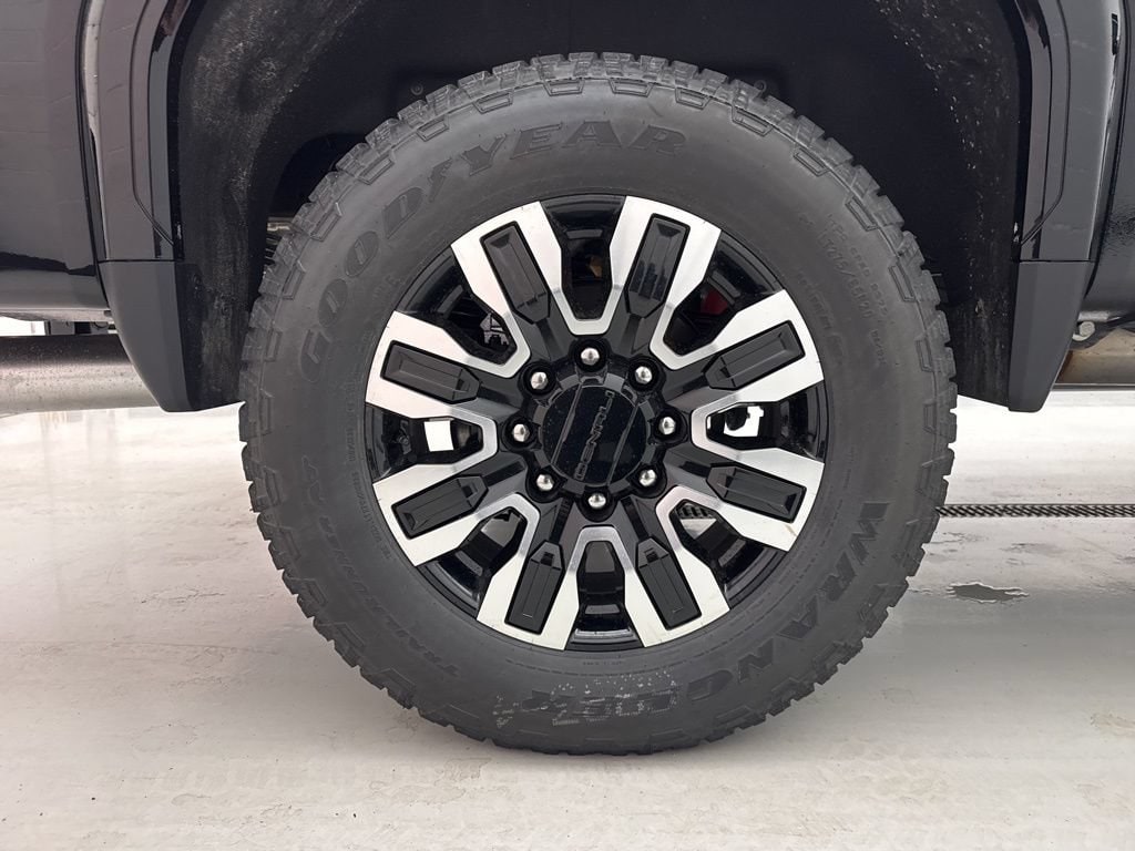 2026 GMC Sierra 2500HD Denali Ultimate - Photo 10