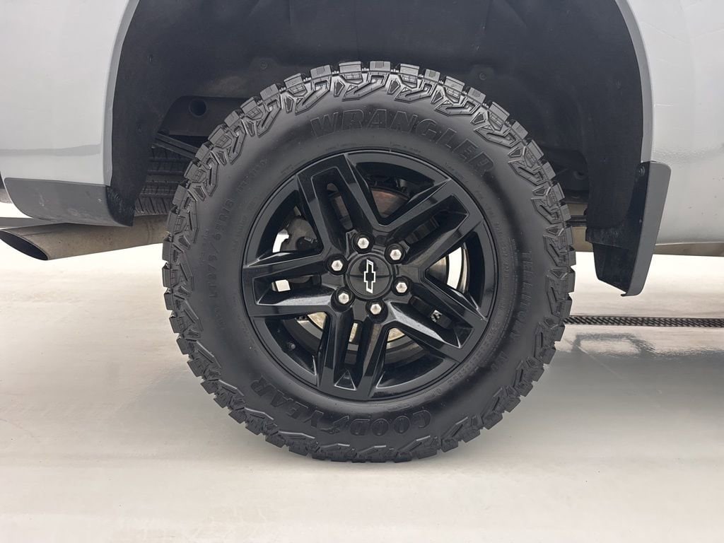 2024 Chevrolet Silverado 1500 Custom - Photo 11