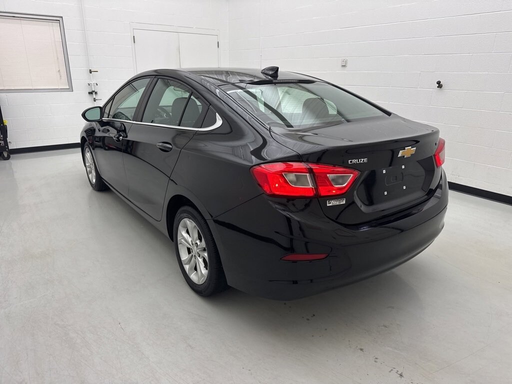 Used 2019 Chevrolet Cruze LT Car