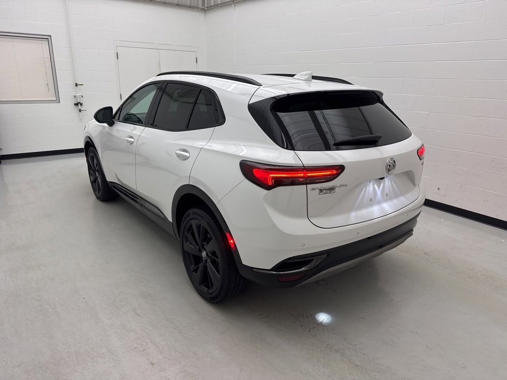 Used 2022 Buick Envision Essence SUV