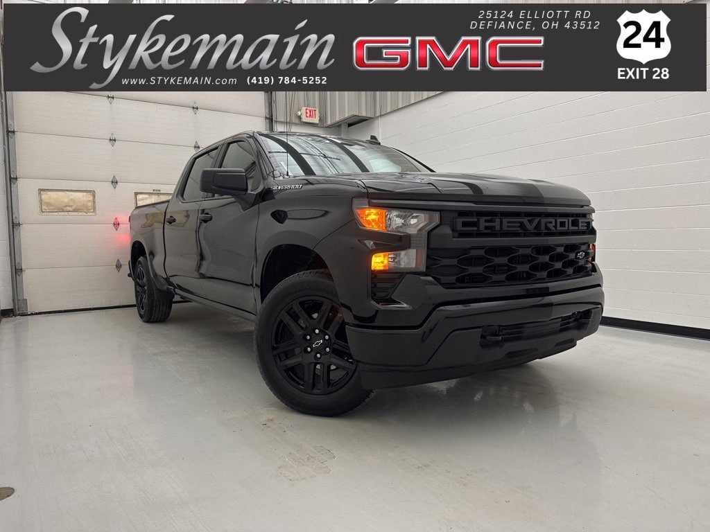 2023 Chevrolet Silverado 1500 Custom's photo