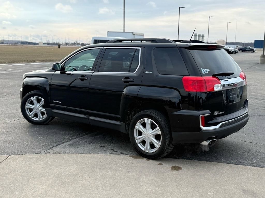 Used 2017 GMC Terrain SLE-2 with VIN 2GKALNEK8H6321097 for sale in Defiance, OH