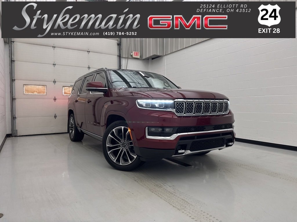 2022 Jeep Grand Wagoneer Series III's photo