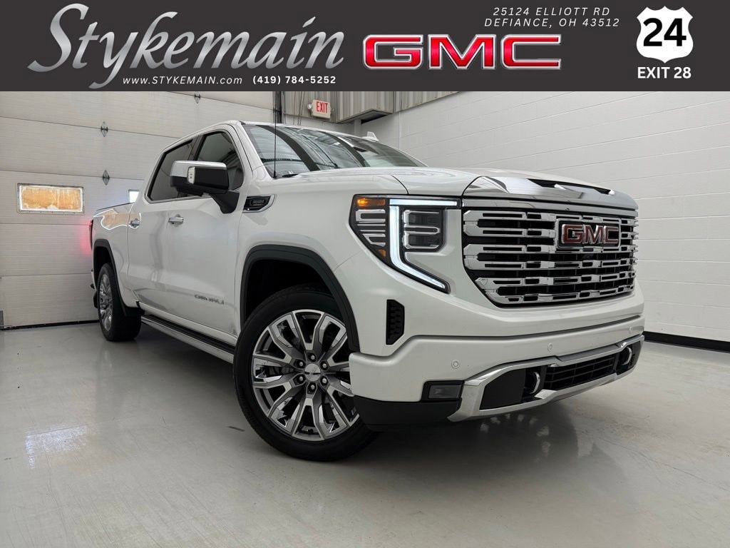 2025 GMC Sierra 4WD Crew Cab Short Box Denali's photo