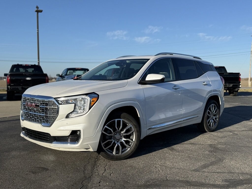 Used 2023 GMC Terrain Denali SUV