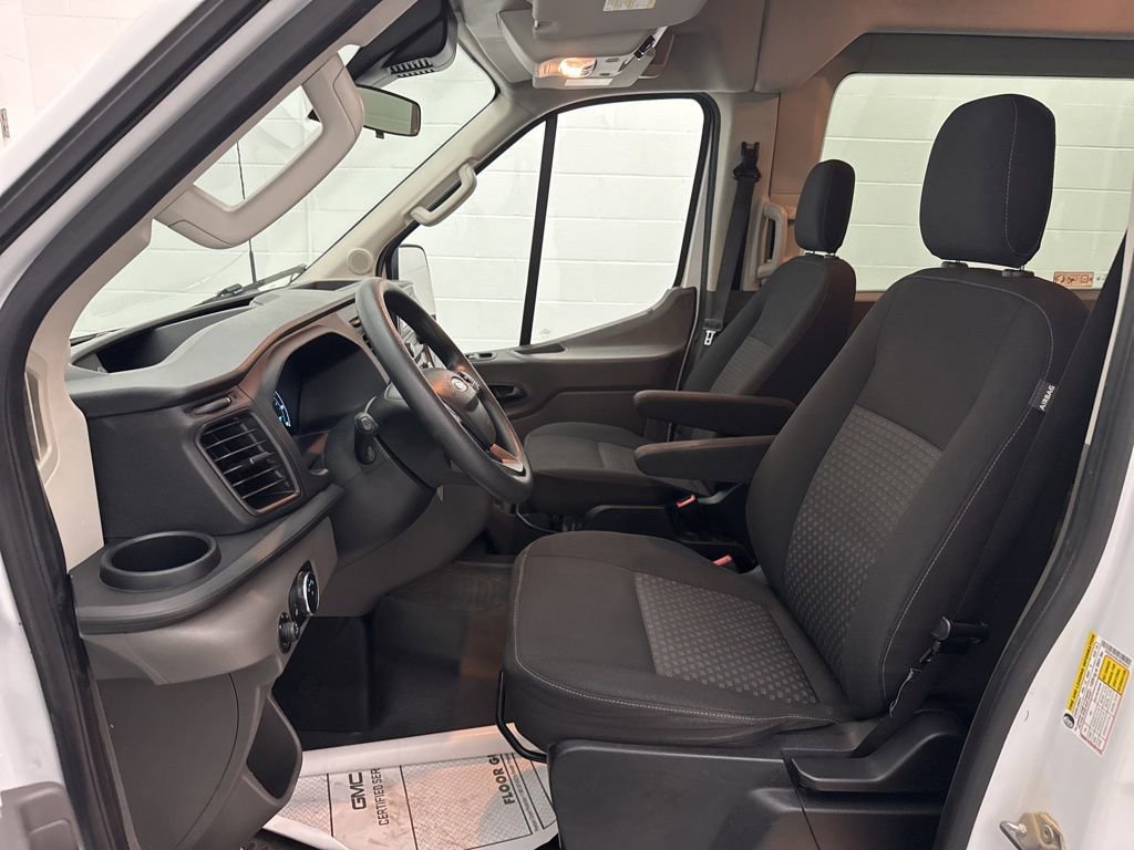 2020 Ford Transit Passenger Van XL - Photo 19