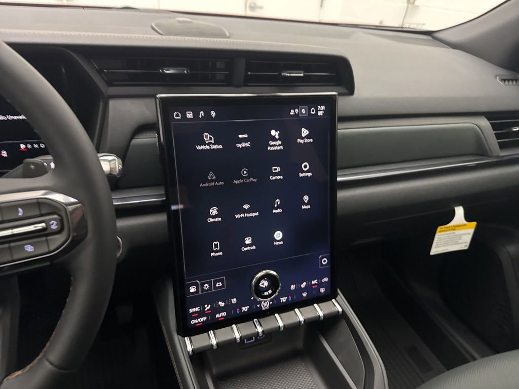 2026 GMC Terrain AT4 - Photo 16