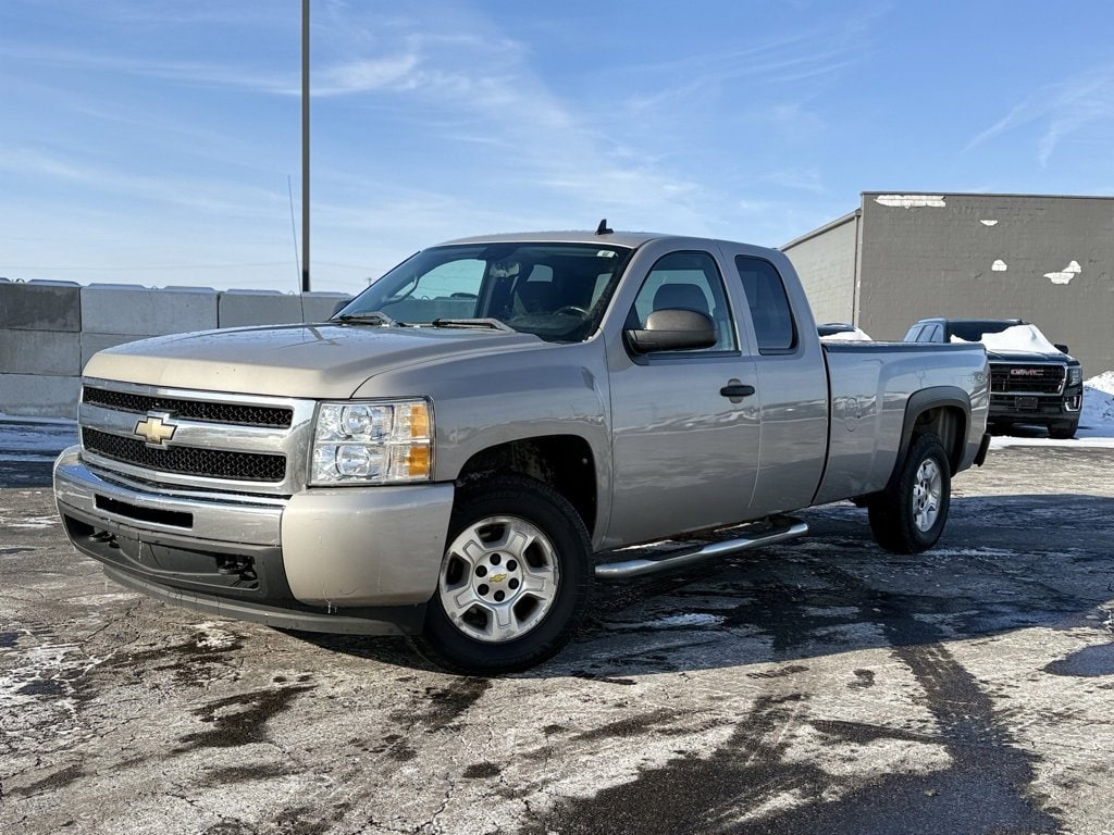 Used 2009 Chevrolet Silverado 1500 LT Truck