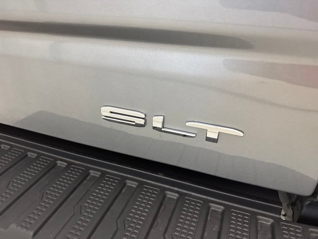 2026 GMC Sierra 1500 SLT - Photo 10