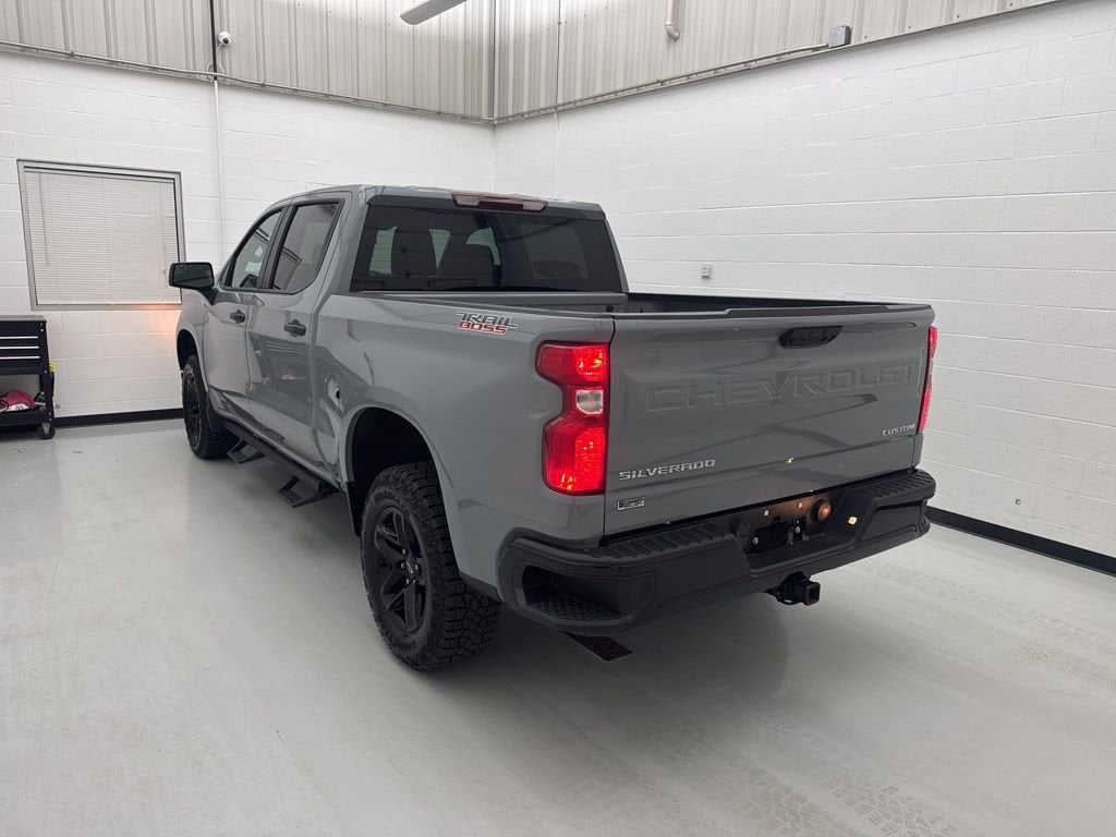 2024 Chevrolet Silverado 1500 Custom - Photo 8