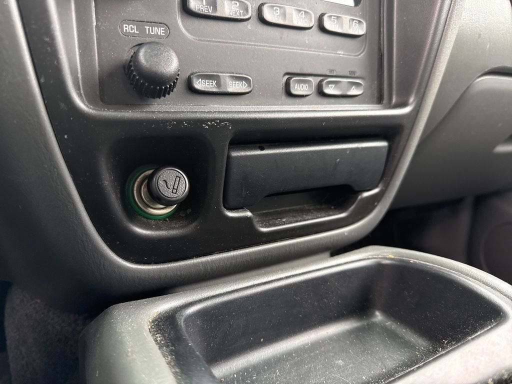 2000 Chevrolet Tracker Base - Photo 25