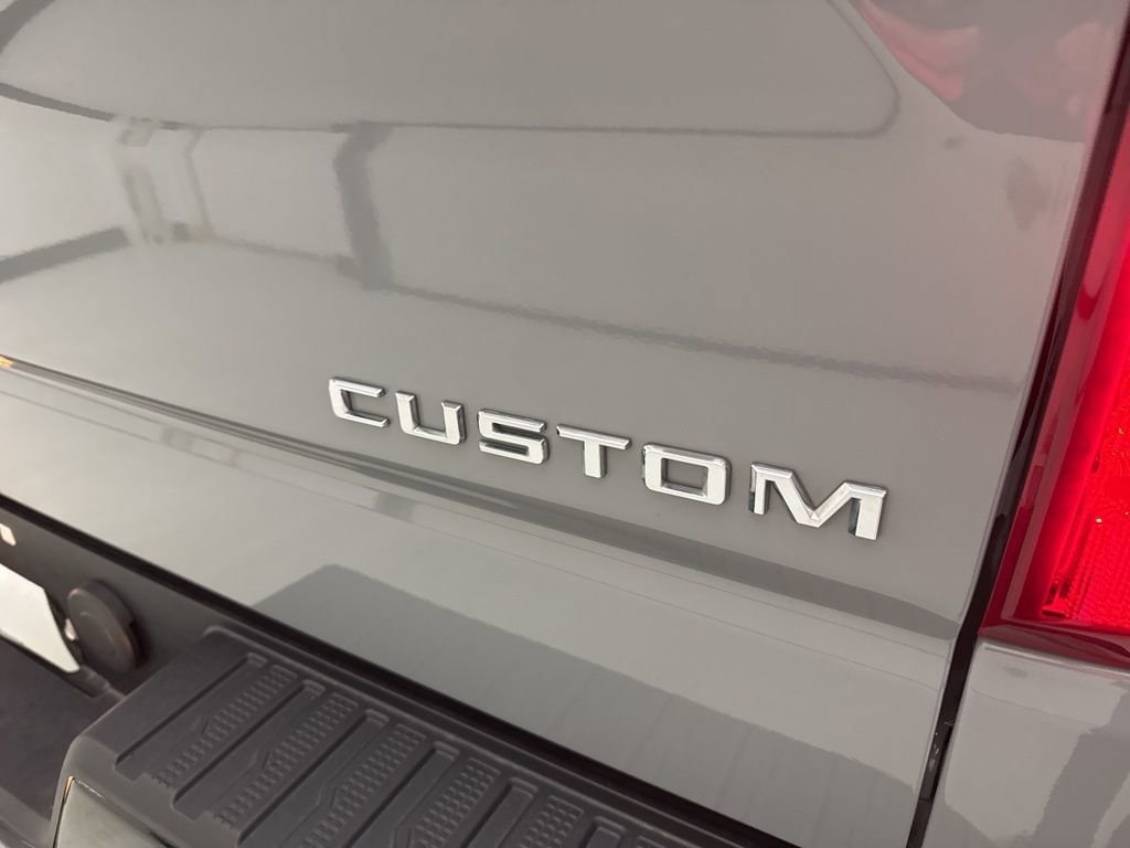 2024 Chevrolet Silverado 1500 Custom - Photo 12