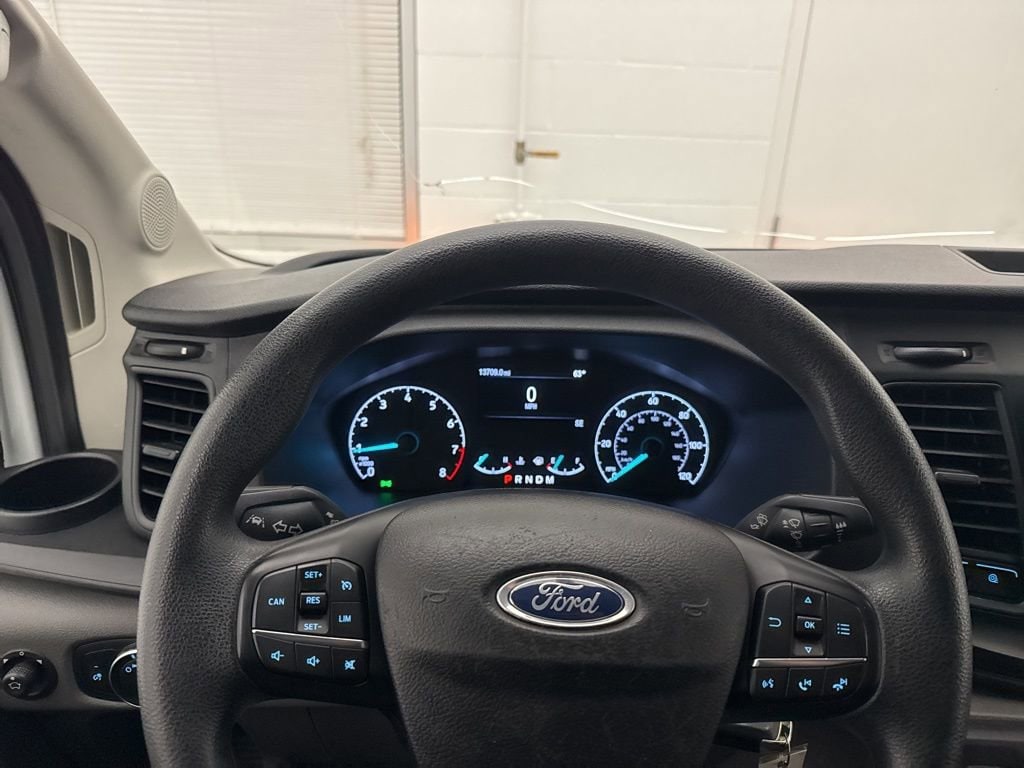 2020 Ford Transit Passenger Van XL - Photo 14