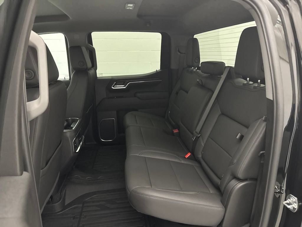 2026 GMC Sierra 1500 SLT - Photo 53