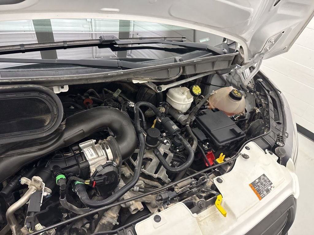 2020 Ford Transit Passenger Van XL - Photo 32