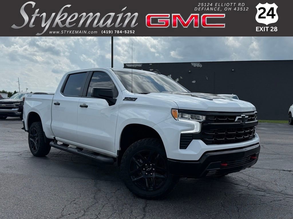 2024 Chevrolet Silverado 1500 LT Trail Boss 4X4 Crew Cab Short Box's photo