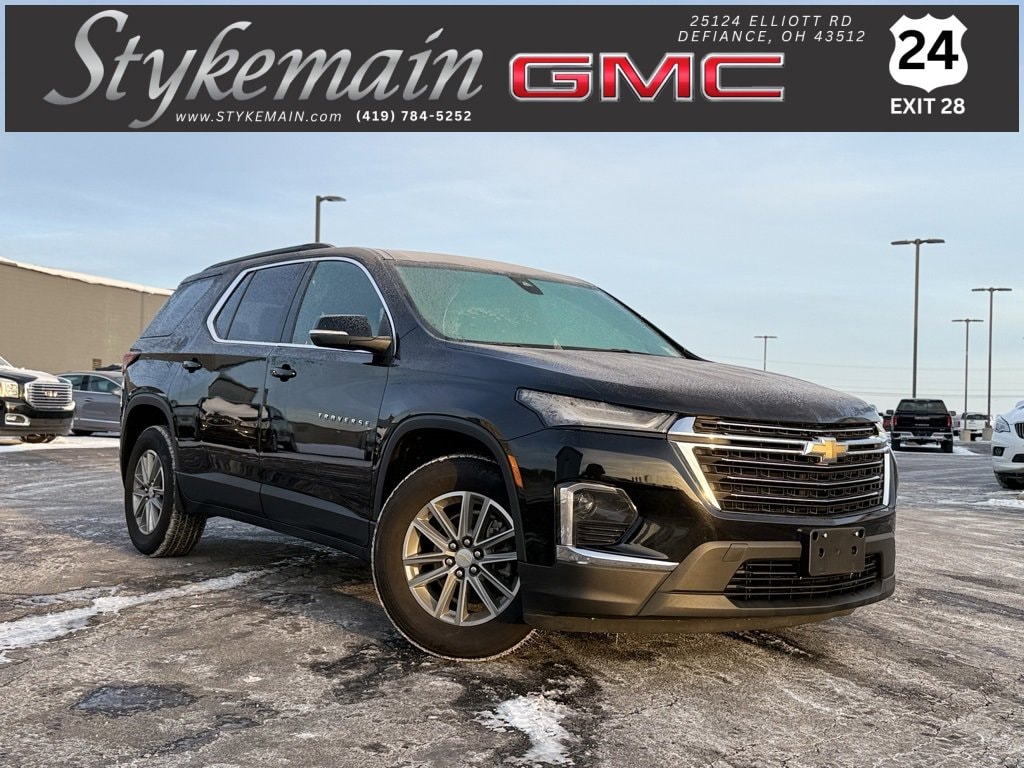 Used 2023 Chevrolet Traverse LT Leather SUV