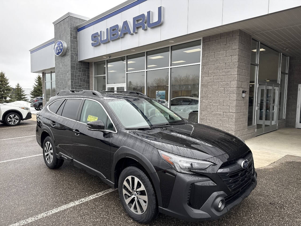 2023 Subaru Outback Premium's photo
