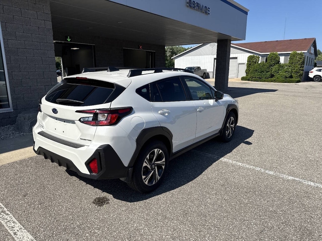 Used 2024 Subaru Crosstrek Premium AWD 4dr Crossover Wagon
