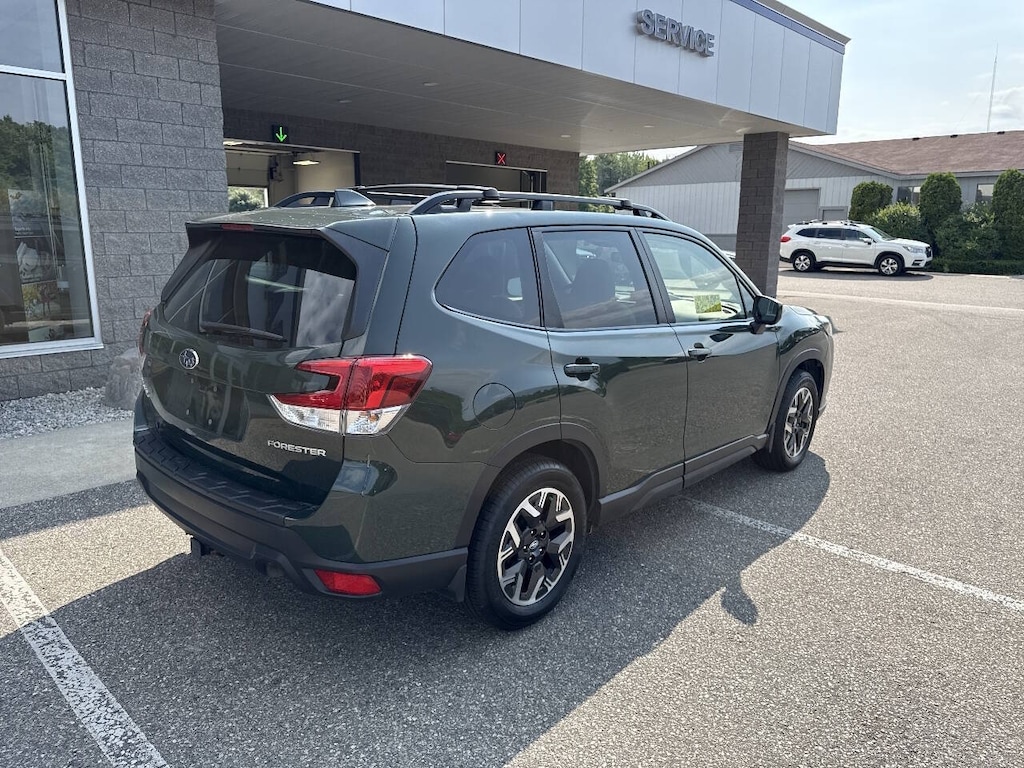 Used 2023 Subaru Forester Premium AWD 4dr Crossover Wagon