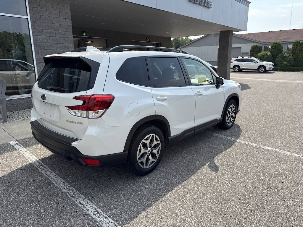 Used 2020 Subaru Forester Premium AWD 4dr Crossover Wagon