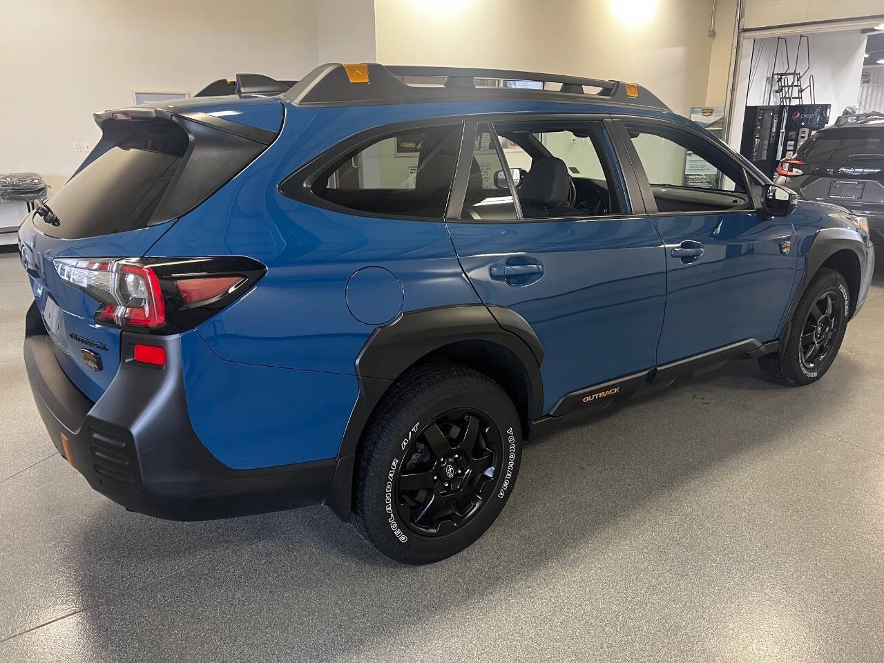 2022 Subaru Outback Wilderness photo 3