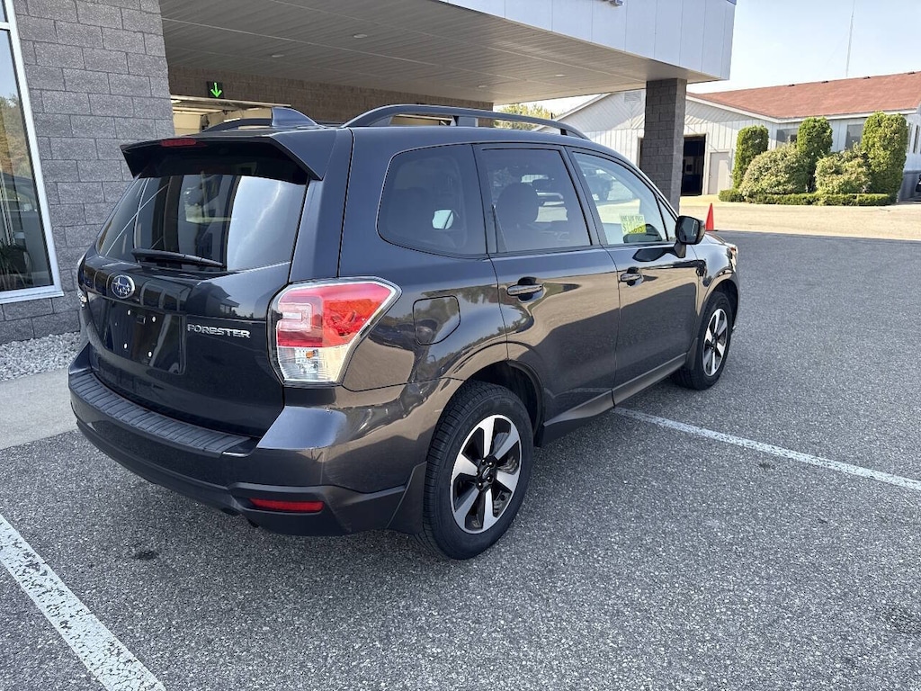 Used 2018 Subaru Forester 2.5i Premium AWD 4dr Wagon CVT Wagon