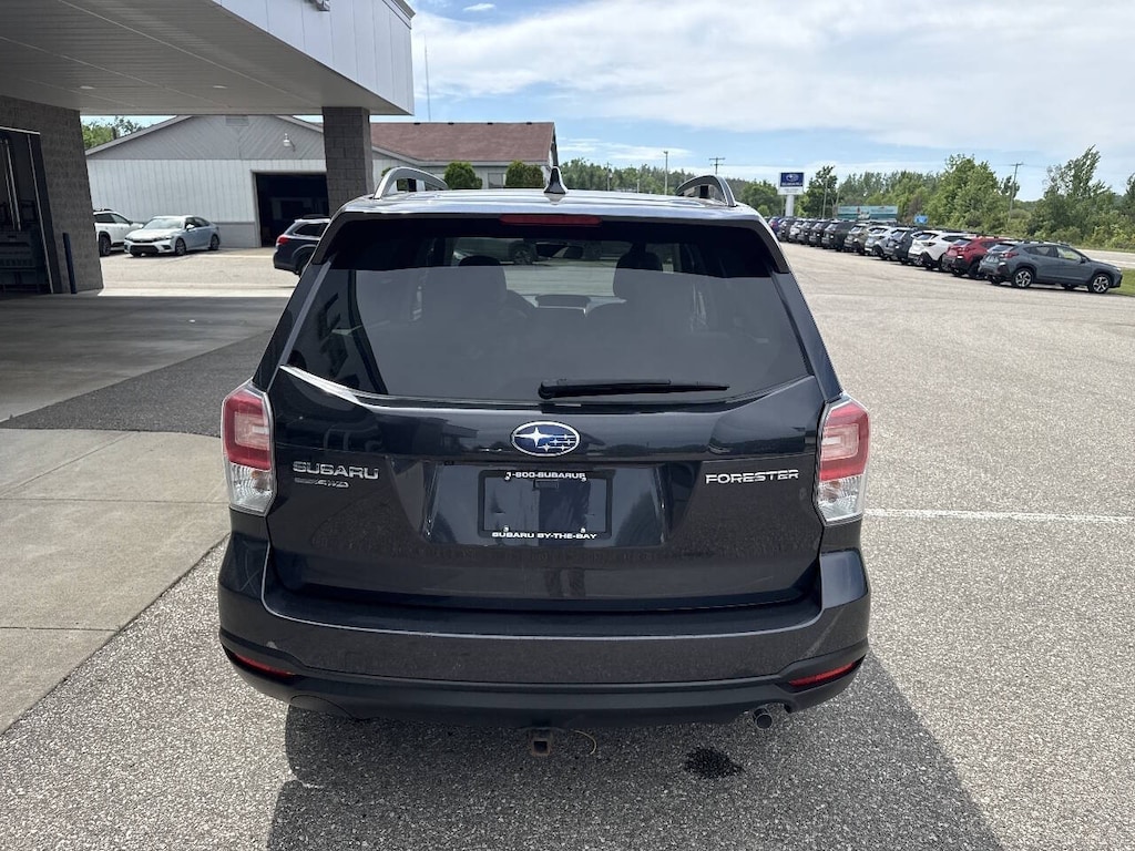 Used 2018 Subaru Forester 2.5i Premium AWD 4dr Wagon CVT Wagon