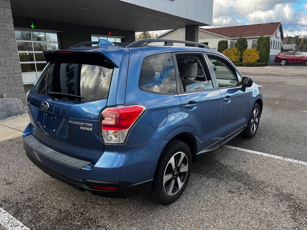 Used 2017 Subaru Forester 2.5i Premium AWD 4dr Wagon CVT Wagon