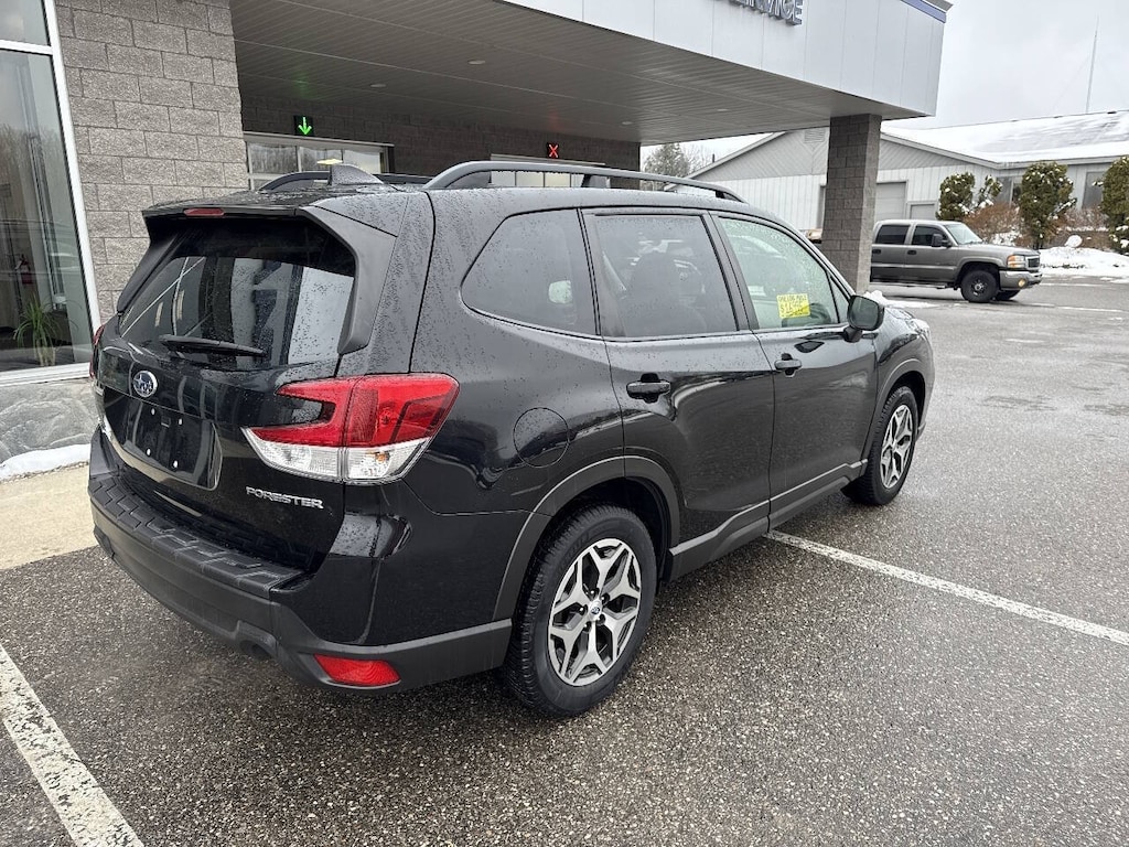Used 2019 Subaru Forester Premium AWD 4dr Crossover Wagon