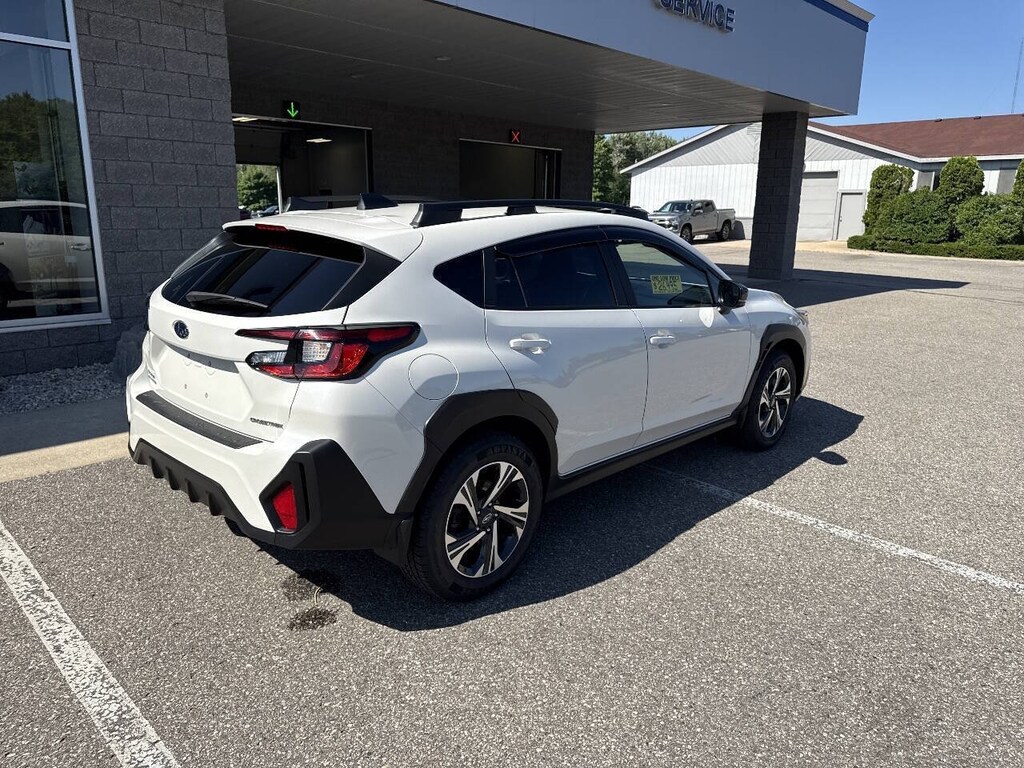 Used 2024 Subaru Crosstrek Premium AWD 4dr Crossover Wagon