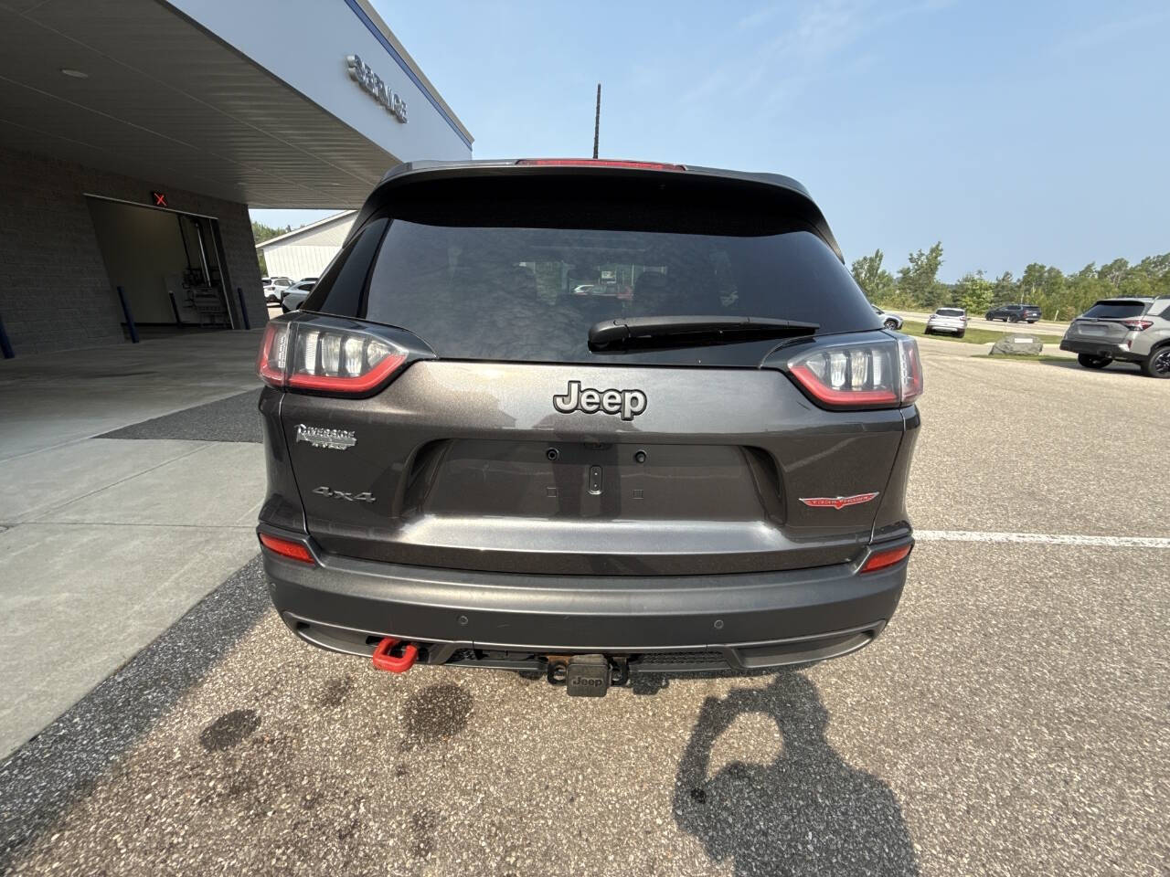 2019 Jeep Cherokee Trailhawk photo 3