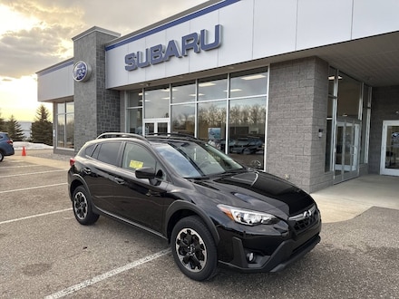 Featured Used 2023 Subaru Crosstrek Premium AWD 4dr Crossover CVT Wagon for Sale in Greater Bay Shore, MI