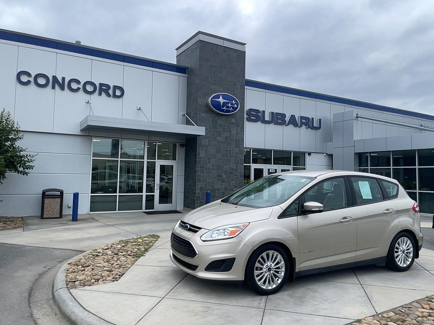 2018 Ford C-Max Hybrid SE's photo