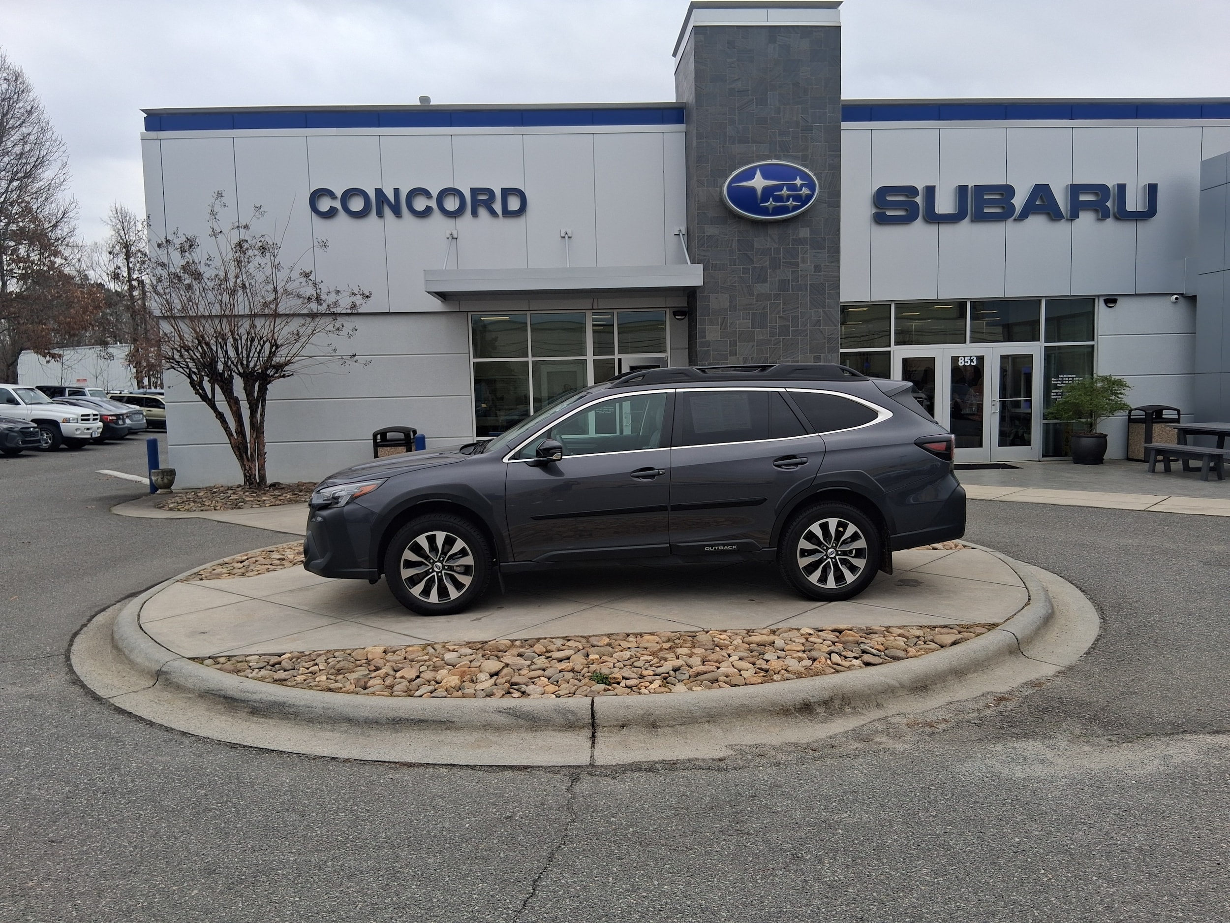 2025 Subaru Outback Base's photo