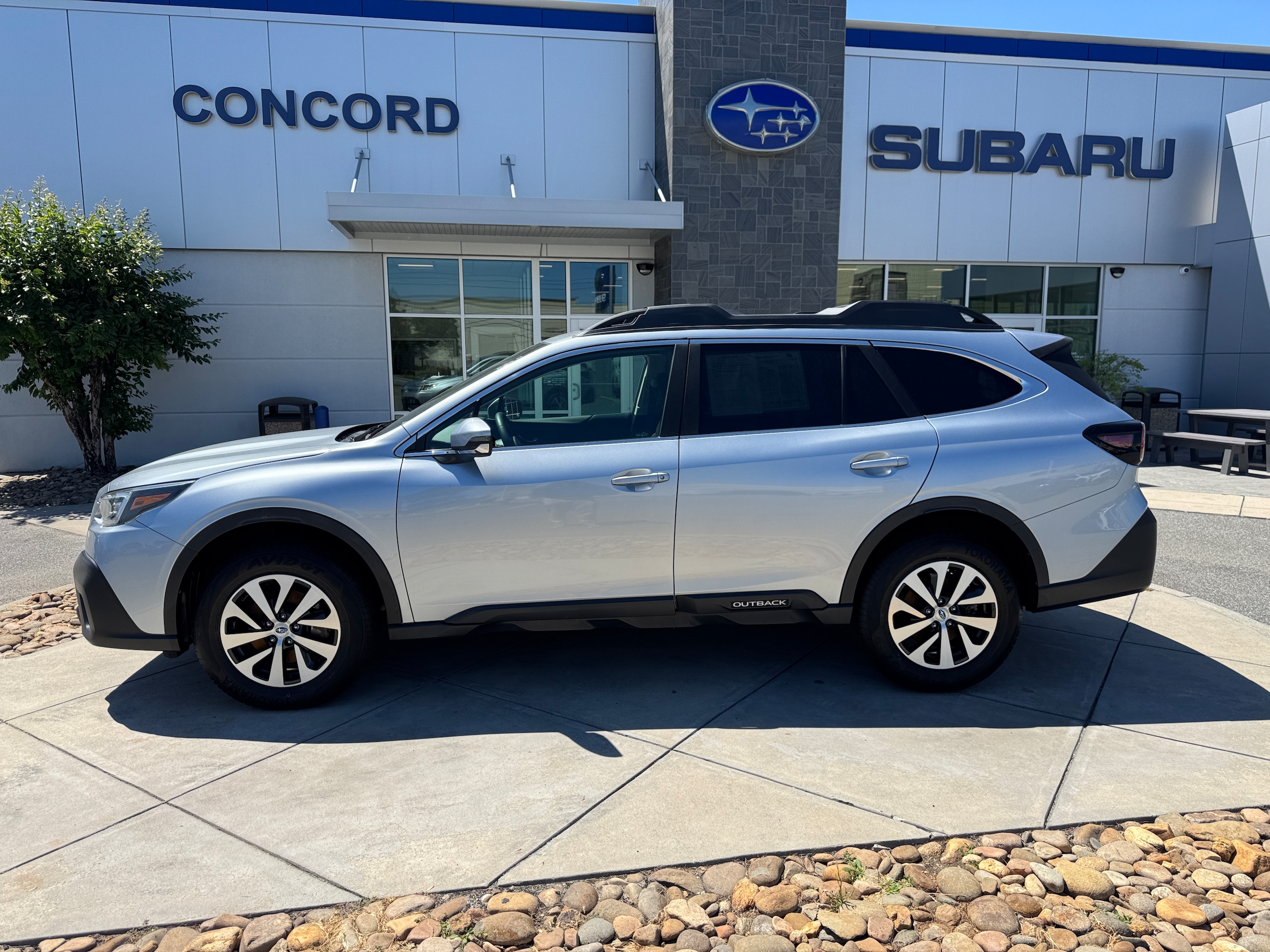 2021 Subaru Outback Premium's photo