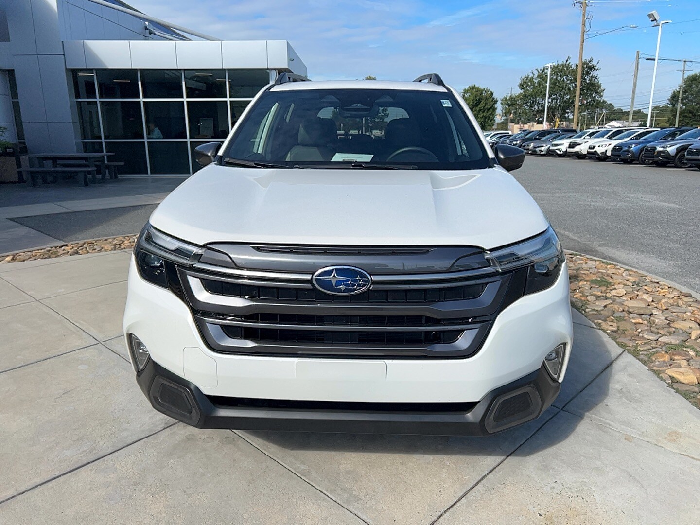 2025 Subaru Forester Limited photo 2