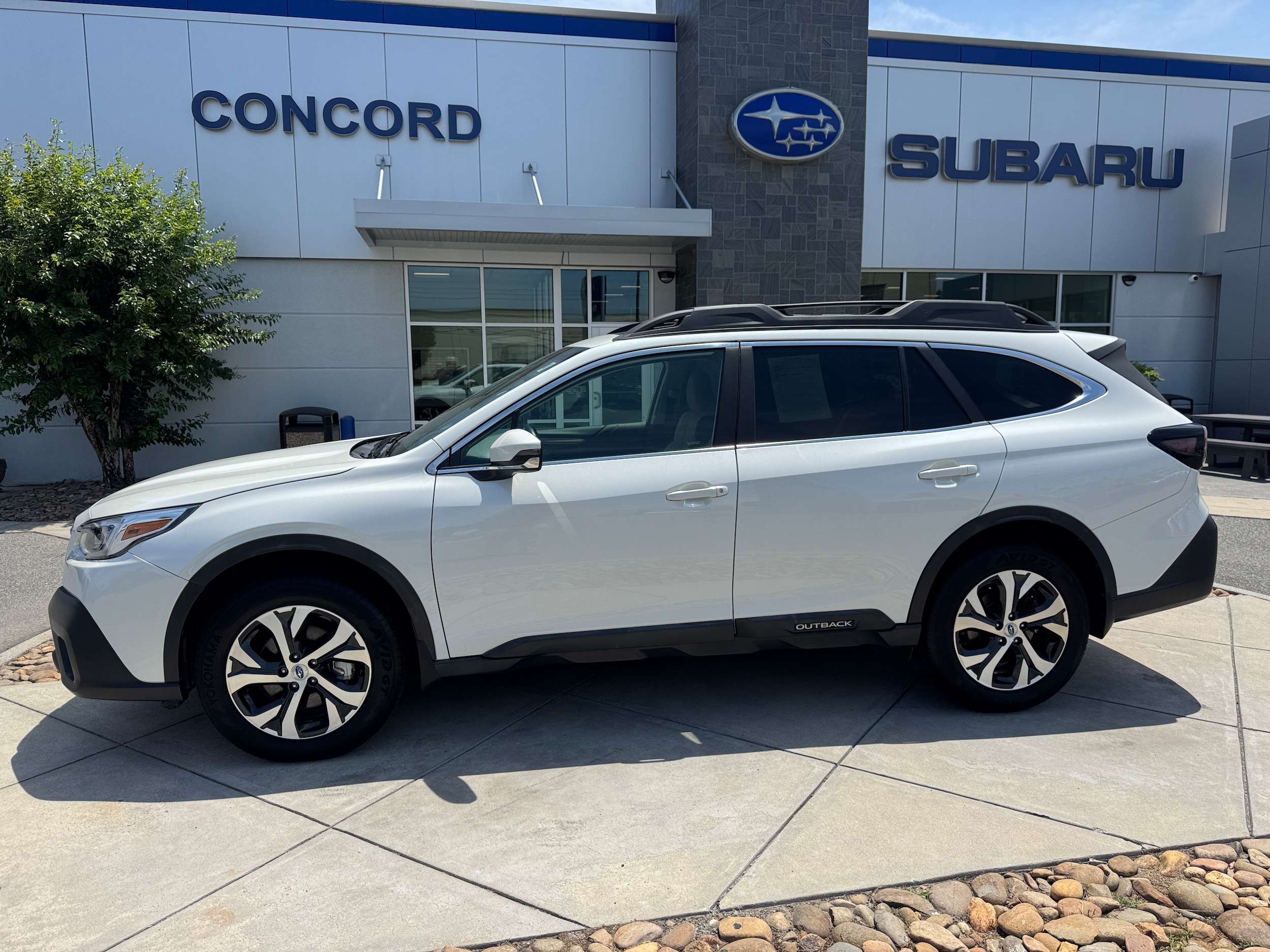 2021 Subaru Outback Limited XT's photo