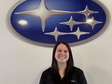 Staff member Amanda Frohe from e7113ac03437