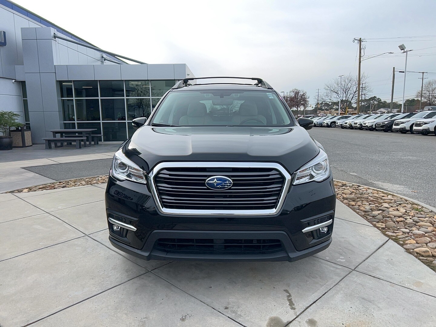 2022 Subaru Ascent Limited photo 2